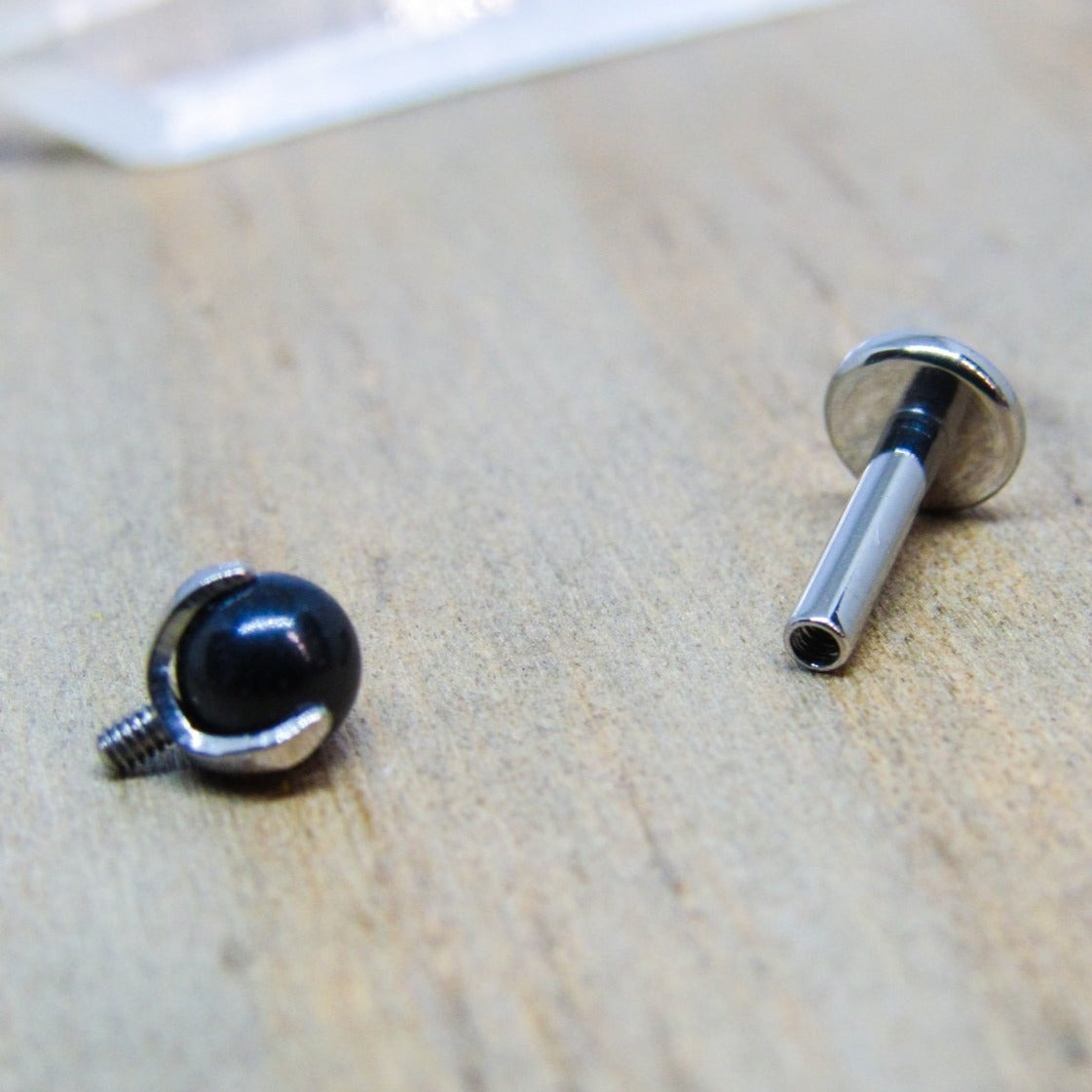 14g Titanium flat back labret 4mm Onyx semi precious stone internally threaded lip conch earlobe tragus helix piercing stud hypoallergenic - SirenBodyJewelry