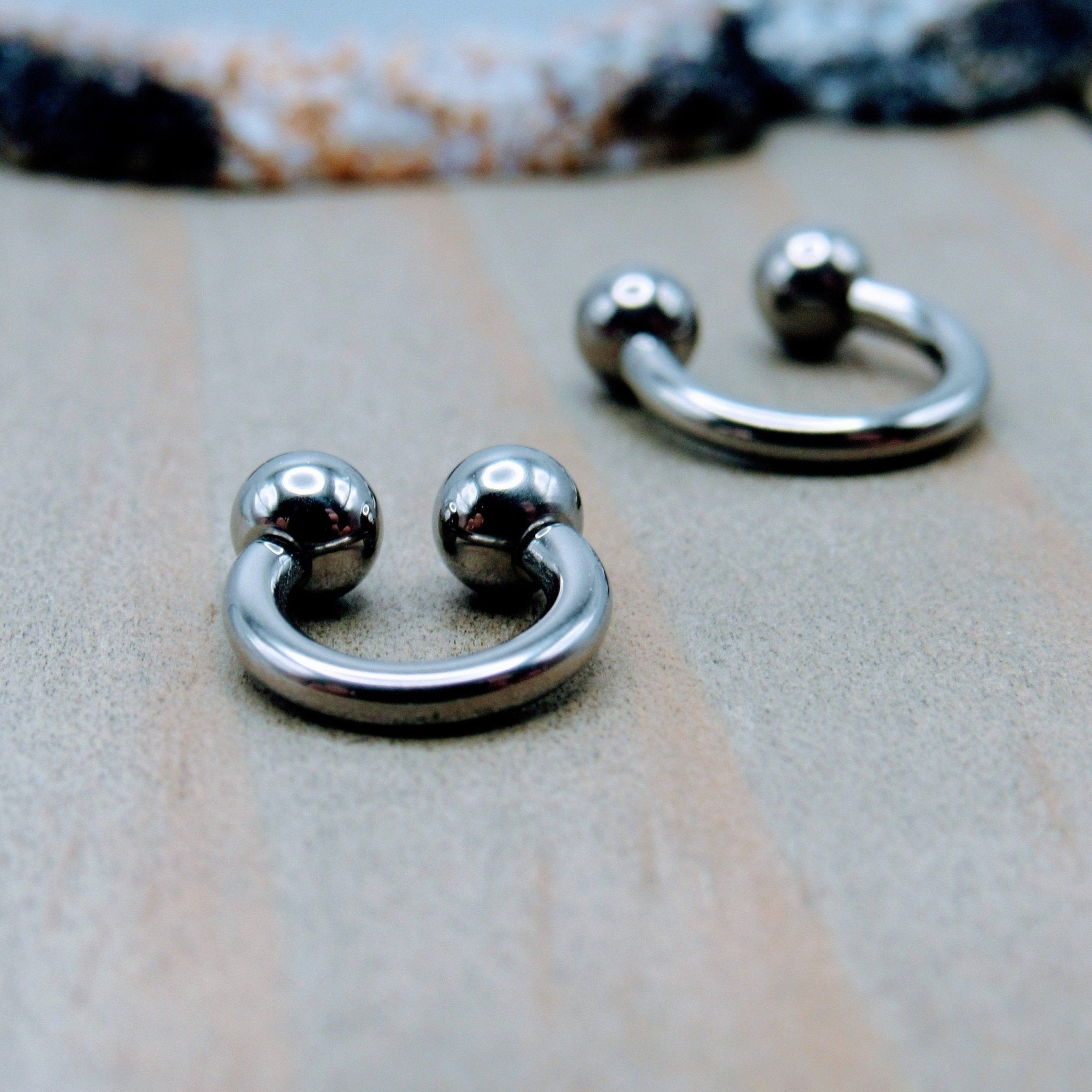 Silver horseshoe circular barbell earring body jewelry ring 14g 1