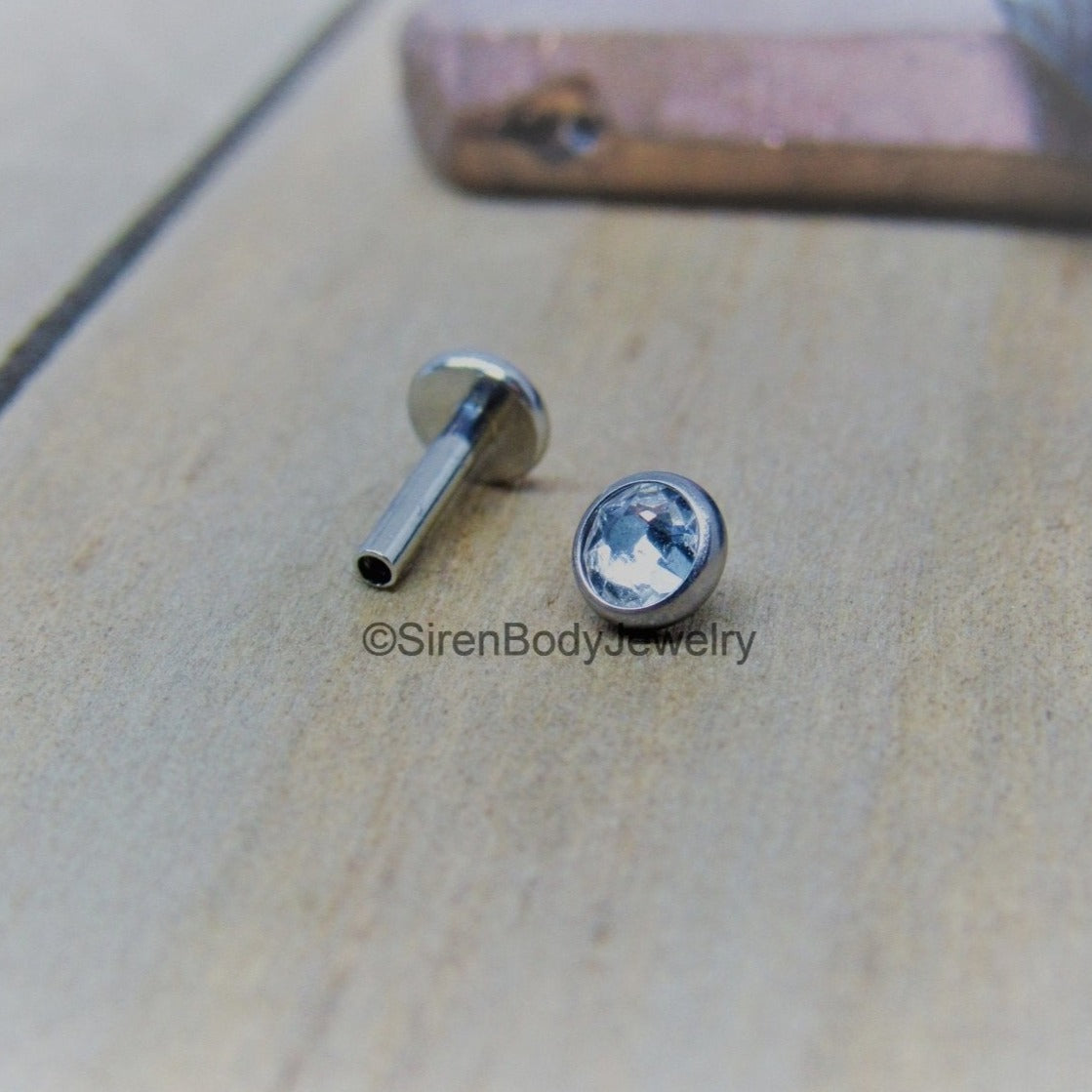 16g 4mm cz gemstone philtrum piercing flat back labret stud