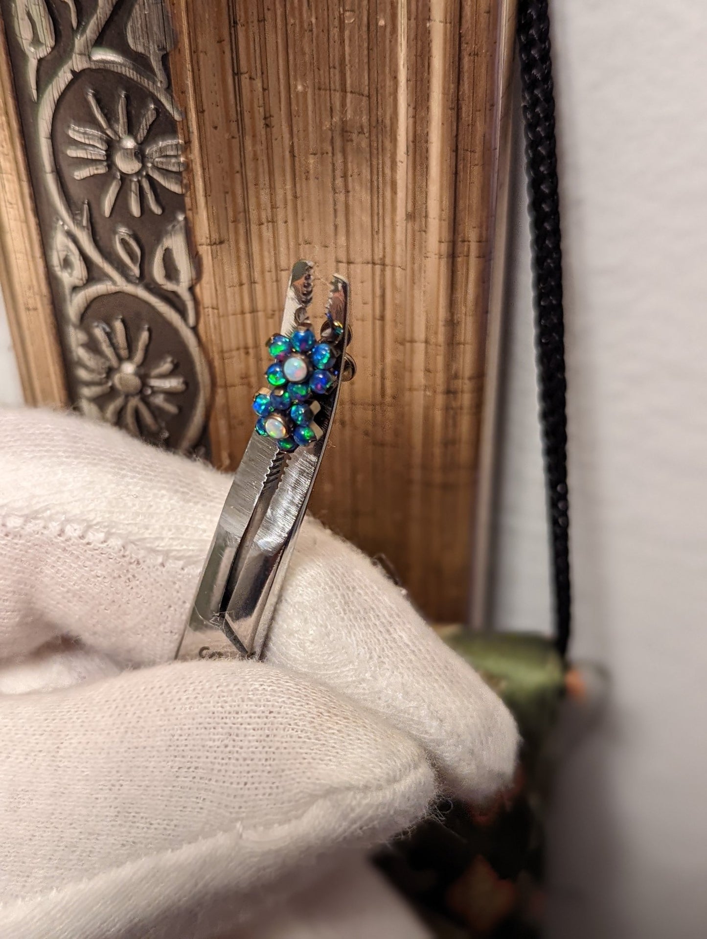 16g Titanium flat back labret stud opal flower earring studs purple blue green opals hypoallergenic earlobe conch helix body jewelry - Siren Body Jewelry