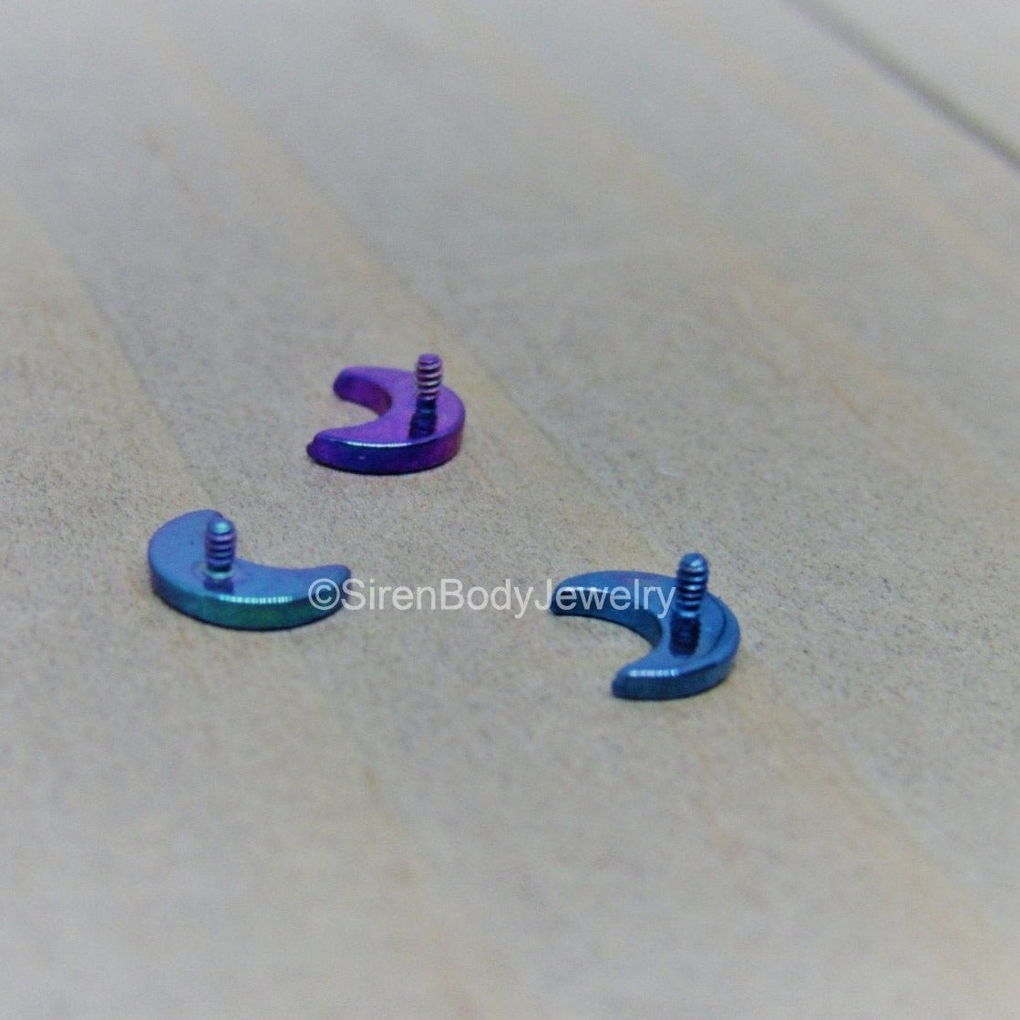 18g purple anodized titanium flat back earring stud labret