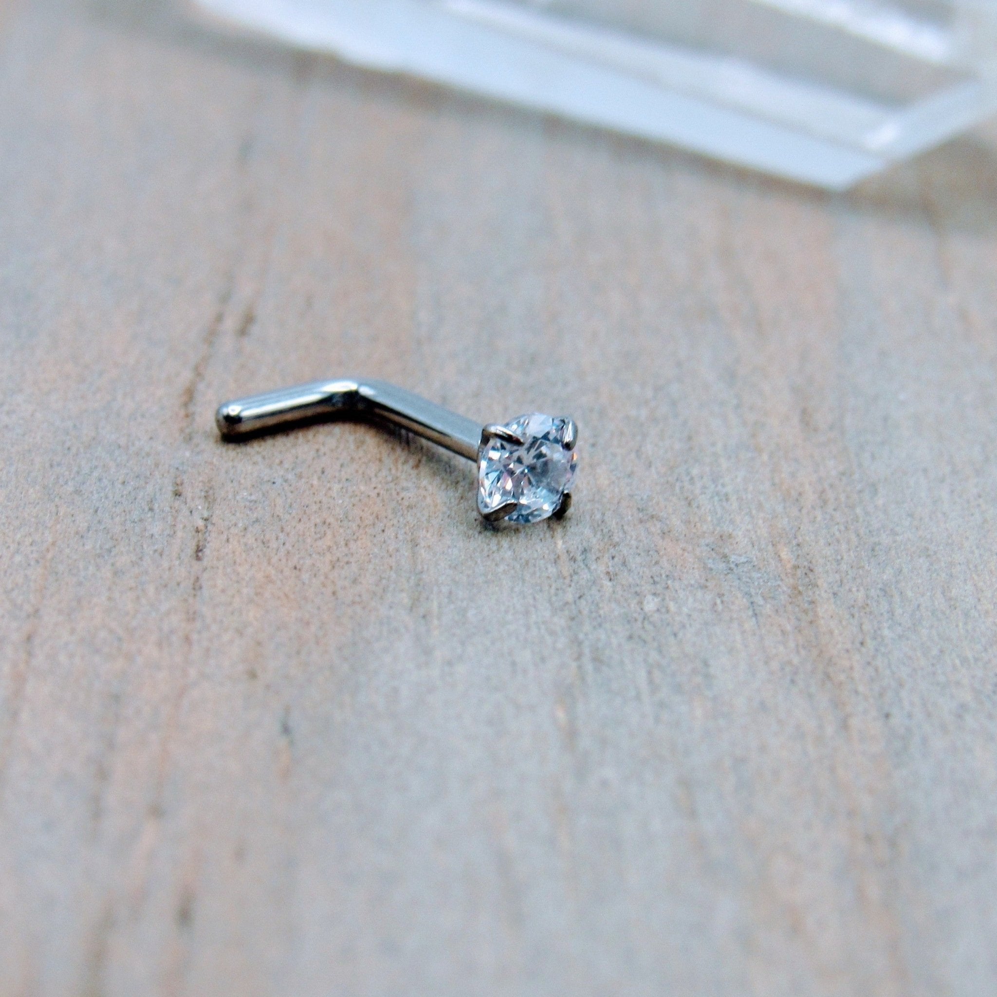 3mm CZ Prong Set Gemstone Titanium Nose Piercing Stud Ring Jewelry