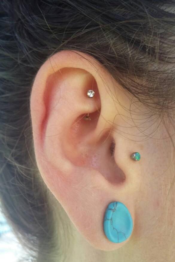 Curved barbell shop rook piercing