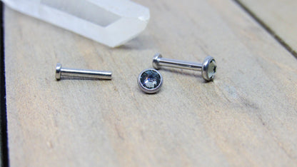 Titanium flat back earring labret 18g-16g internally threaded hypoallergenic ear piercing jewelry stud 4mm bezel smoke gemstone - SirenBodyJewelry