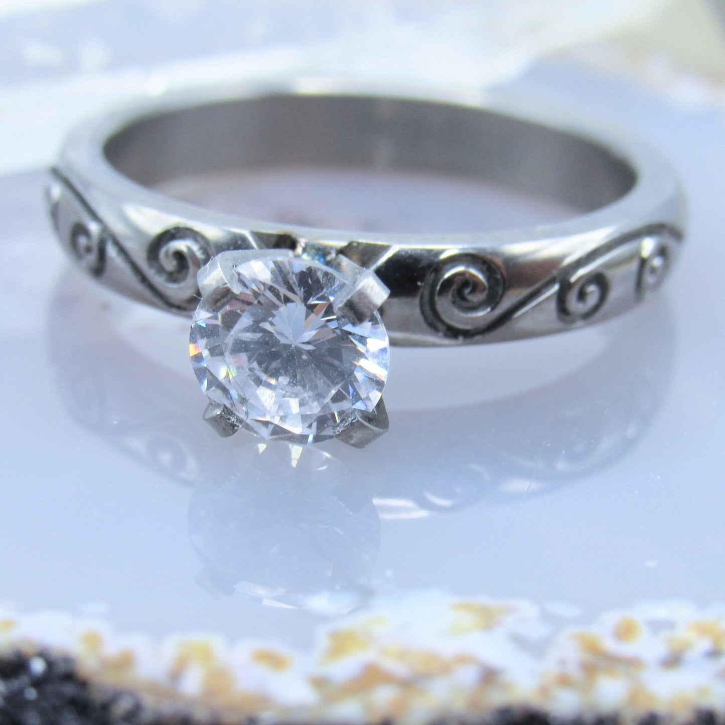 Womens size 8 titanium cz filigree swirl engraved promise engagement wedding ring band prong set gemstone - Siren Body Jewelry